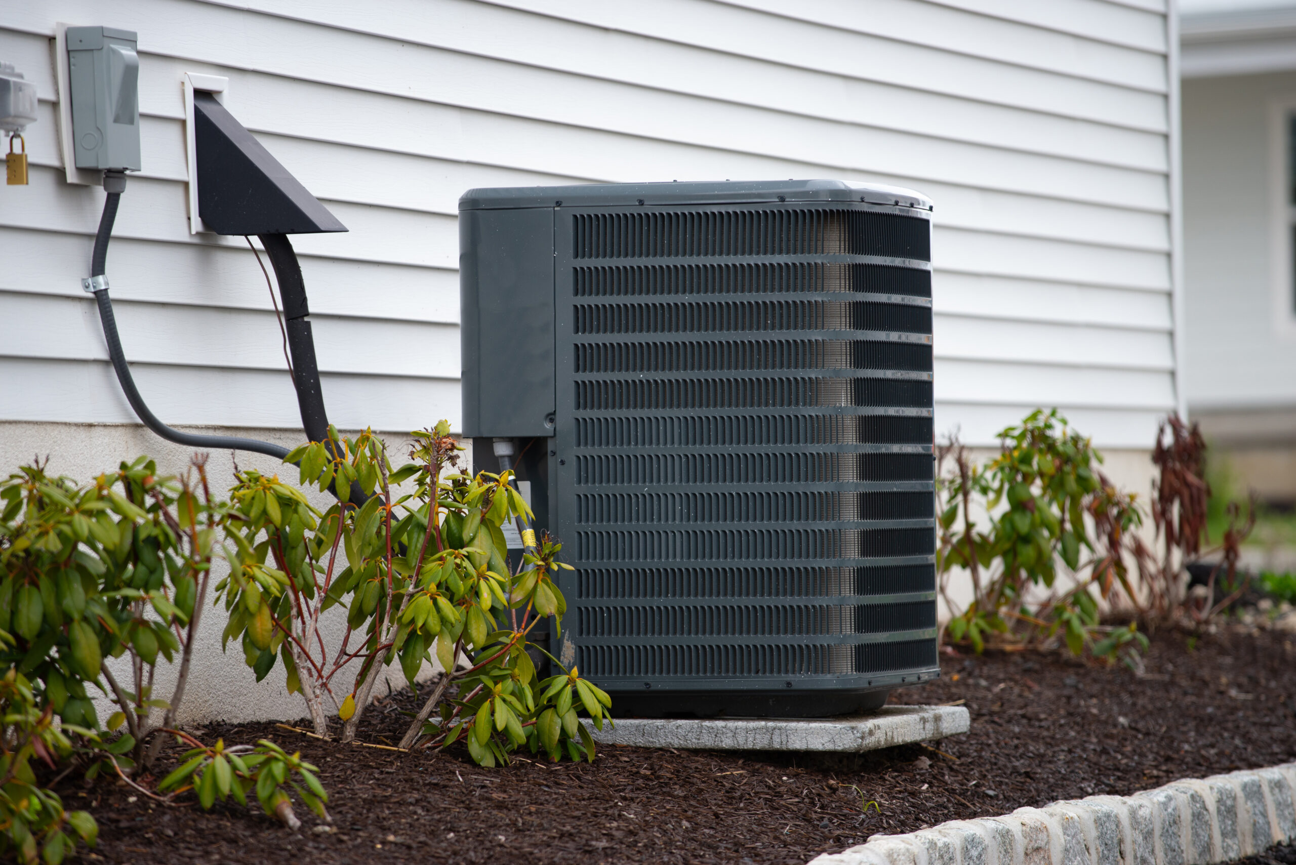 How to Prepare Your Air Conditioner for Summer Vacation
